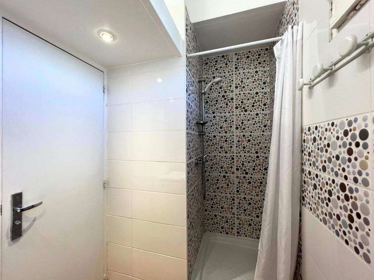 Appartement A 100M De La Plage - Terrasse & Parking Prive Le Barcarès المظهر الخارجي الصورة